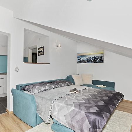 Apartment Nikola Трогір Екстер'єр фото
