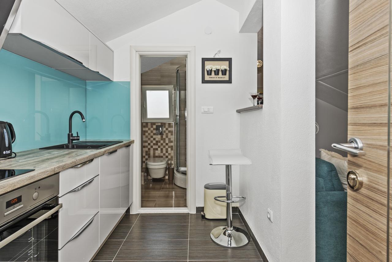 Apartment Nikola Трогір Екстер'єр фото